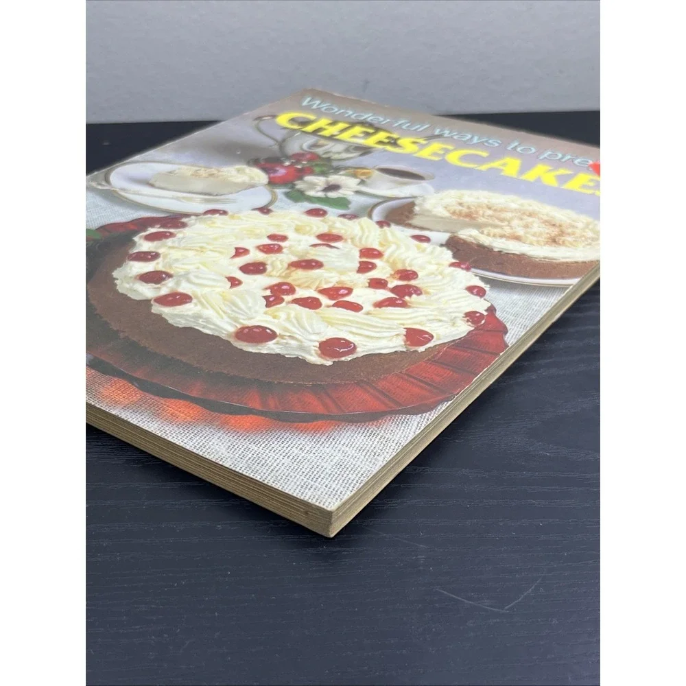 Wonderful‎ Ways to Prepare Cheesecakes Jo Ann Shirley Vintage Cookbook